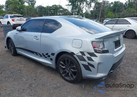 2014 Scion Tc из США, поврежденный, VIN JTKJF5C76E3077835